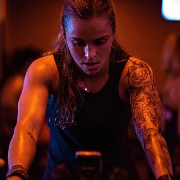 Meet your Posher, Alexis - Picture 1 of 1